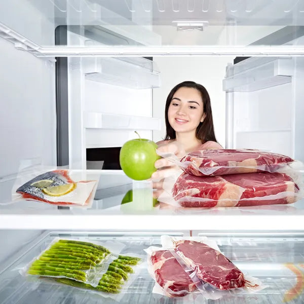 Compact dry and wet food vacuum sealer with starter bags